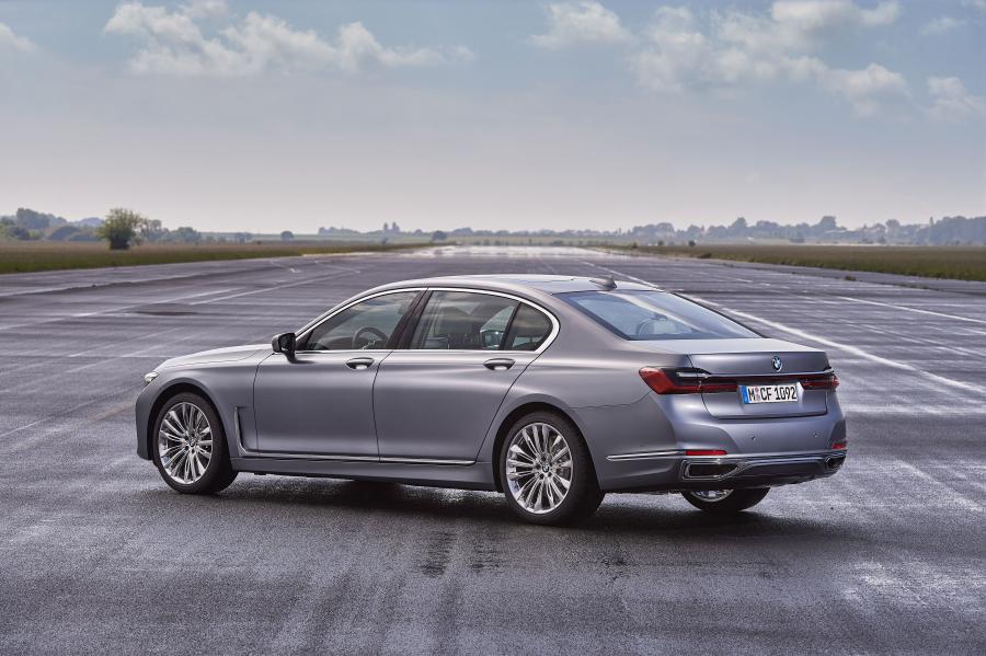  BMW 730Ld (G12) 2019 года  (фото 14 из 18)